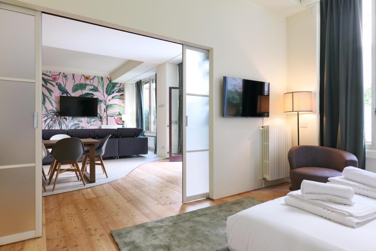 Prestige Boutique Homes - Garden & Pool ミラノ エクステリア 写真
