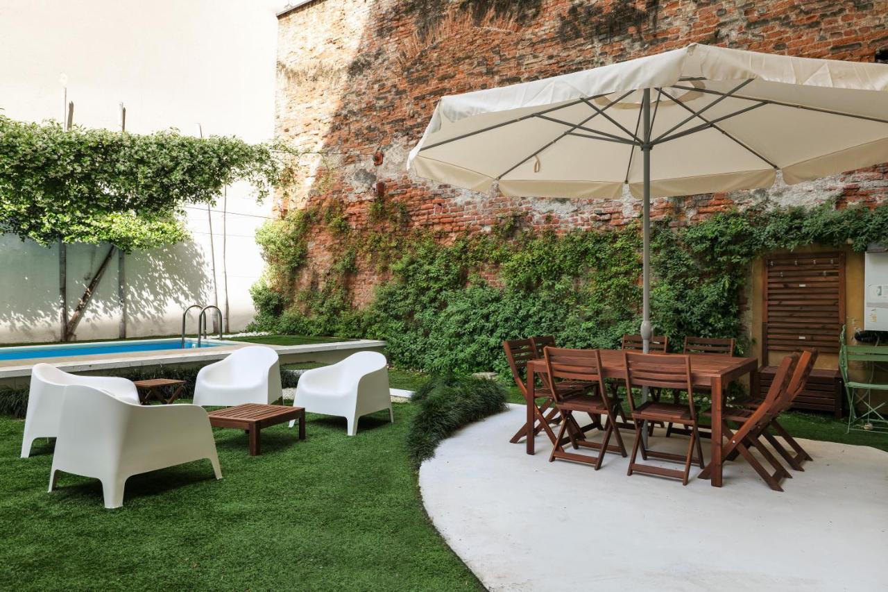 Prestige Boutique Homes - Garden & Pool ミラノ エクステリア 写真