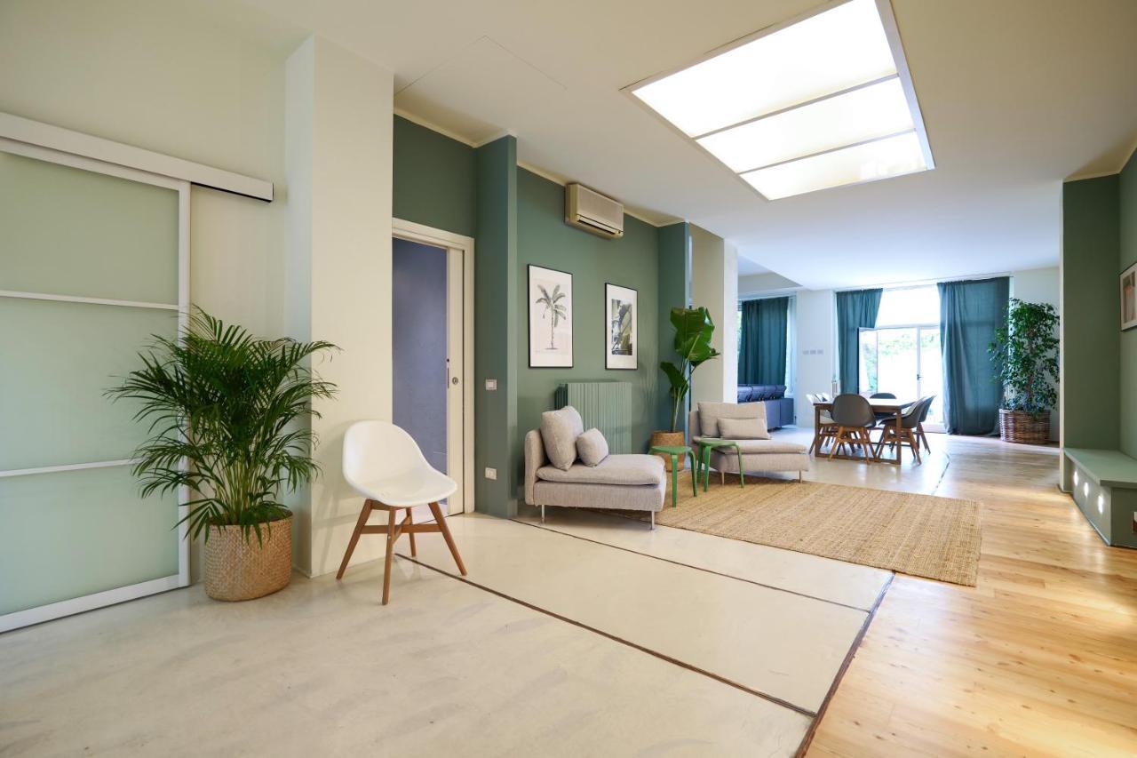 Prestige Boutique Homes - Garden & Pool ミラノ エクステリア 写真